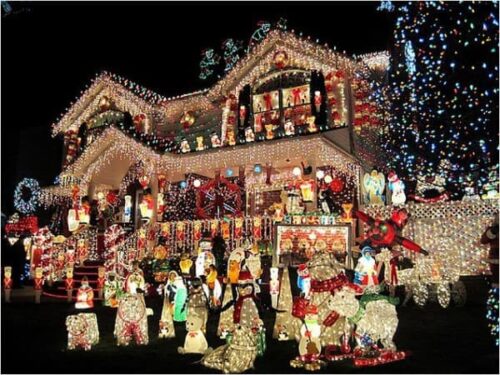 5 Over The Top Christmas Light Displays